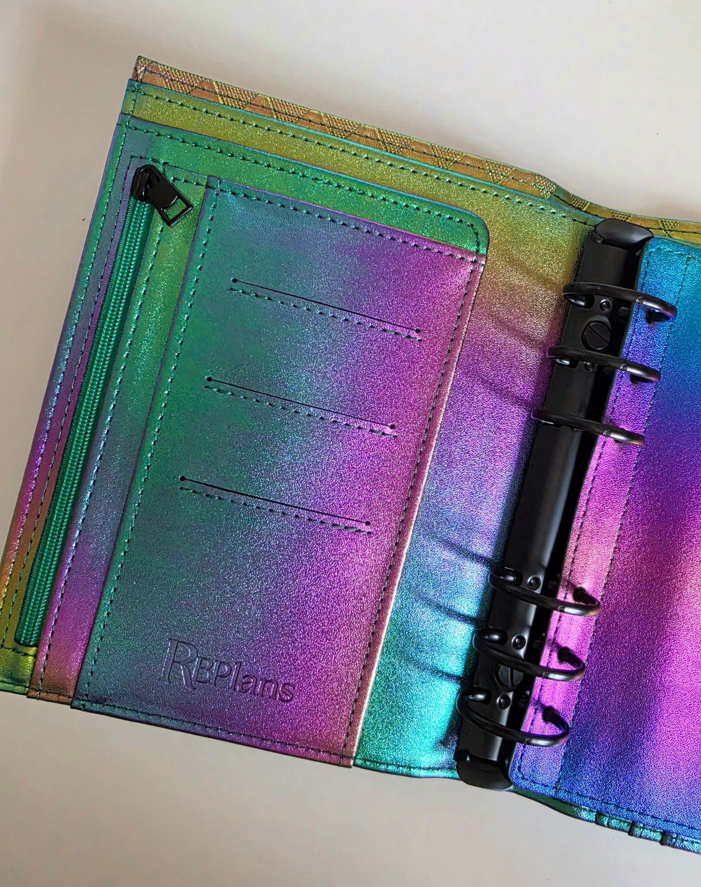 Titanium Aura Binder